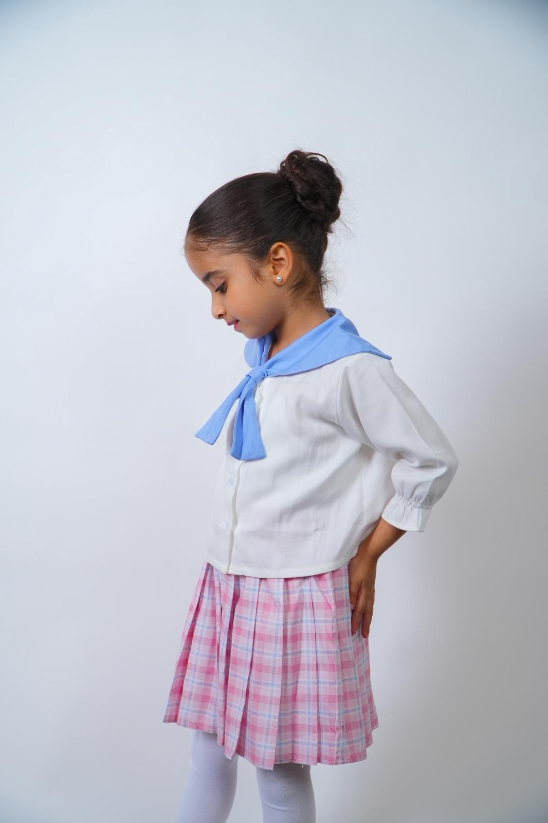 Model (8) leah sailor set